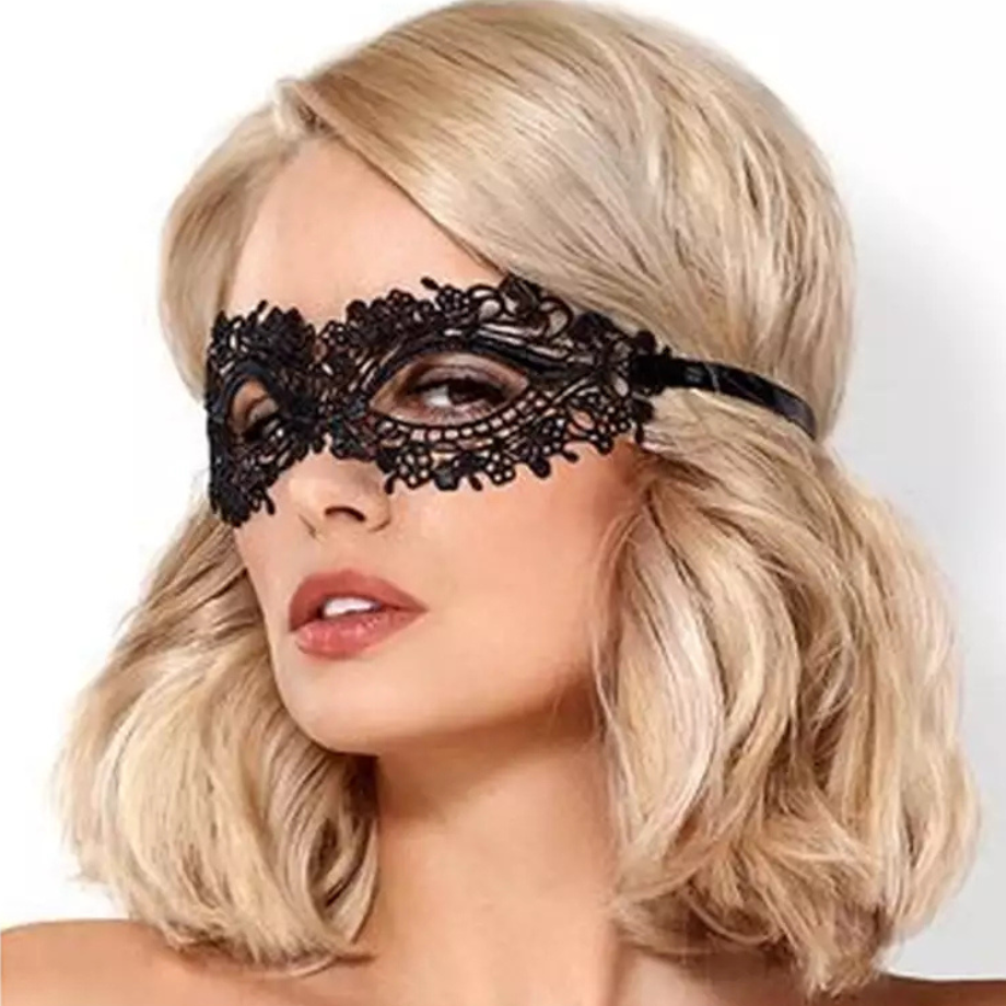 Black Lace Mask
